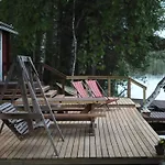 Cozy 4br Lakeside With Sauna *