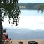 Cozy 4br Lakeside With Sauna * لاهتي