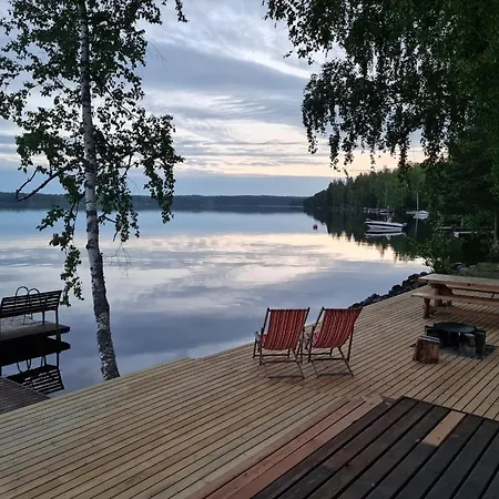 아파트 Cozy 4br Lakeside With Sauna *
