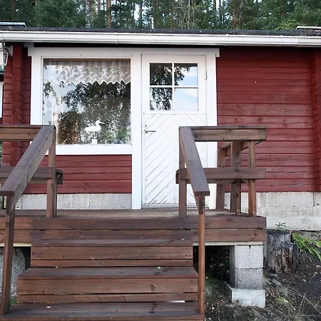 Cozy 4br Lakeside With Sauna & Outdoor Grill Lahti